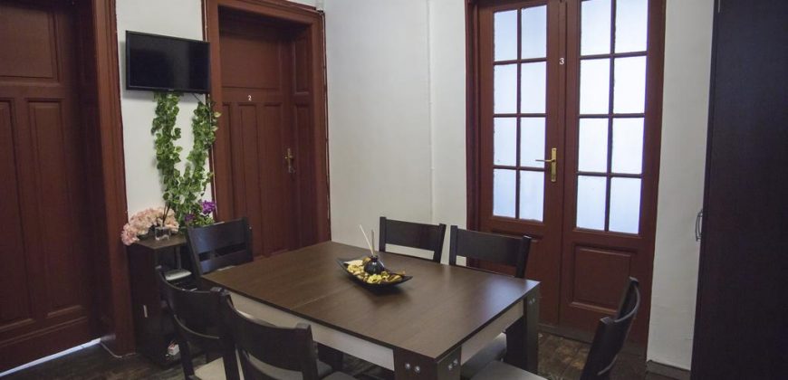 Affittasi palazzina di 4 piani nel centro di Sofia
