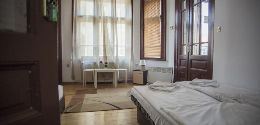 Affittasi palazzina di 4 piani nel centro di Sofia