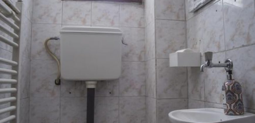 Affittasi palazzina di 4 piani nel centro di Sofia