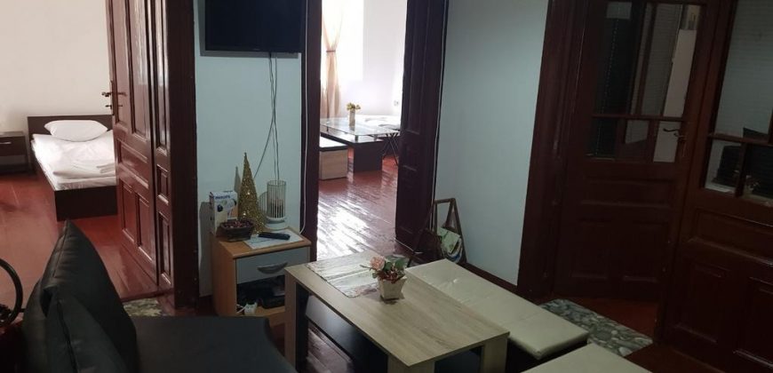 Affittasi palazzina di 4 piani nel centro di Sofia