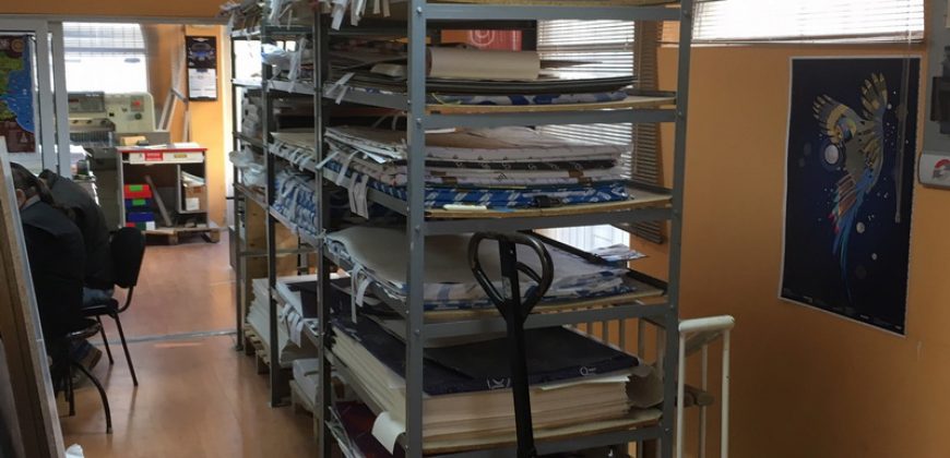 Proprietà commerciale con molto potenziale in Dianabad