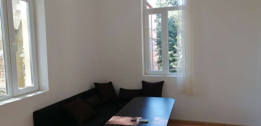 Affittasi appartamento 65m2 – piano 3 al centro