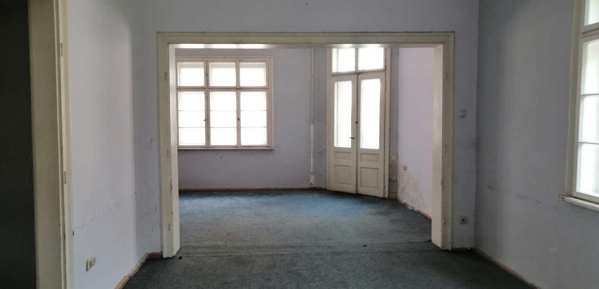 Piano di casa al centro