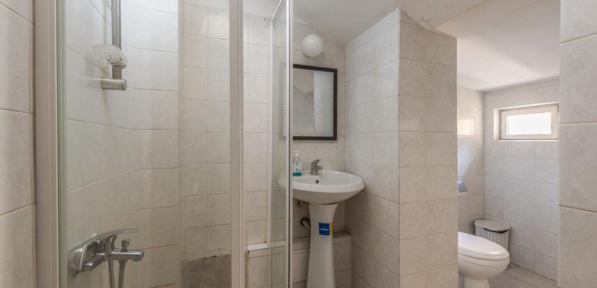 Affittasi piano di casa 140m2 al centro