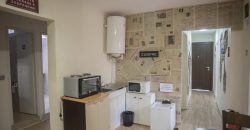 Affittasi piano di casa 140m2 al centro