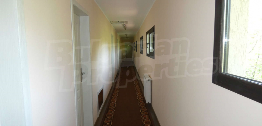 HOTEL Lago Iskar